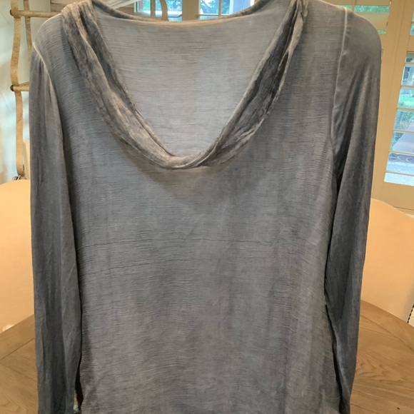 Soft Surroundings Silk Long Sleeve Grey Tunic in Large - Picture 4 of 7